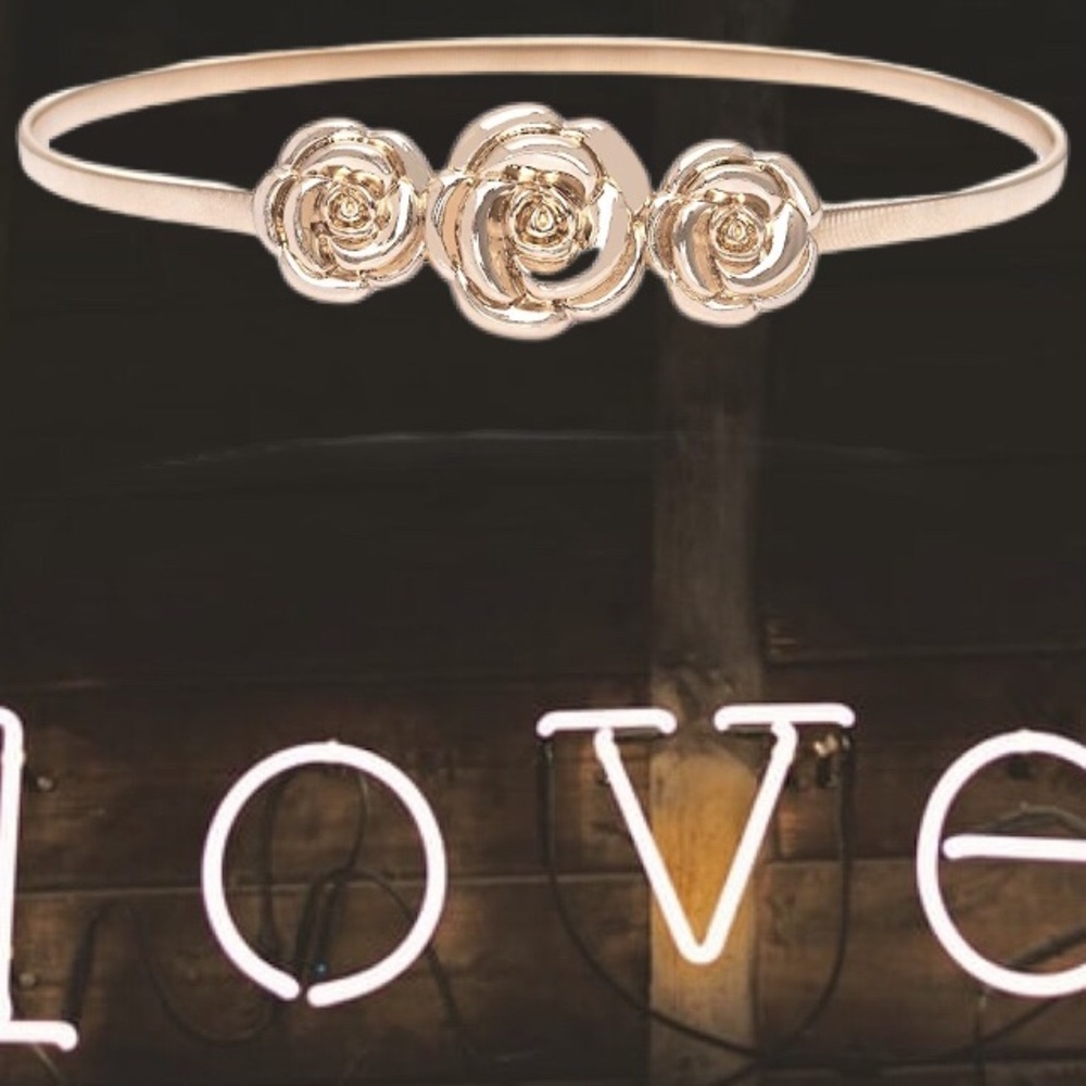 Gold Floral Rose Belt - Picture 6 of 8